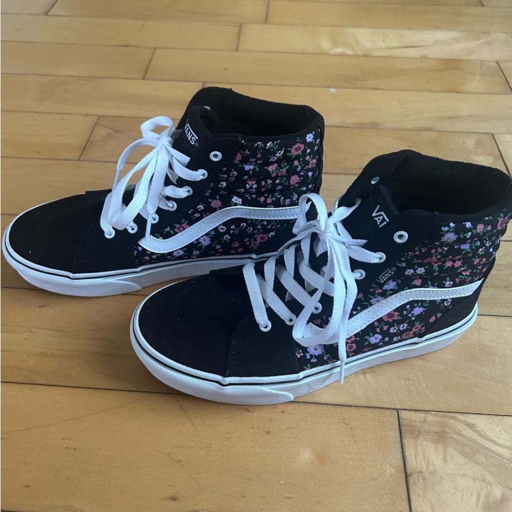 VANs Filmore Big Kid girls' platform sneaker Missy size 5 Woman's 7